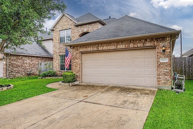 Building Photo - 24423 Hikers Bend Dr