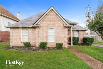 Building Photo - 726 Silver Sands Dr