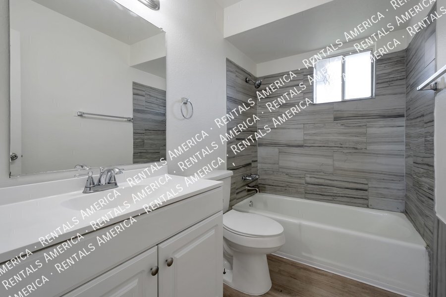 Building Photo - 2074 W Butler Dr