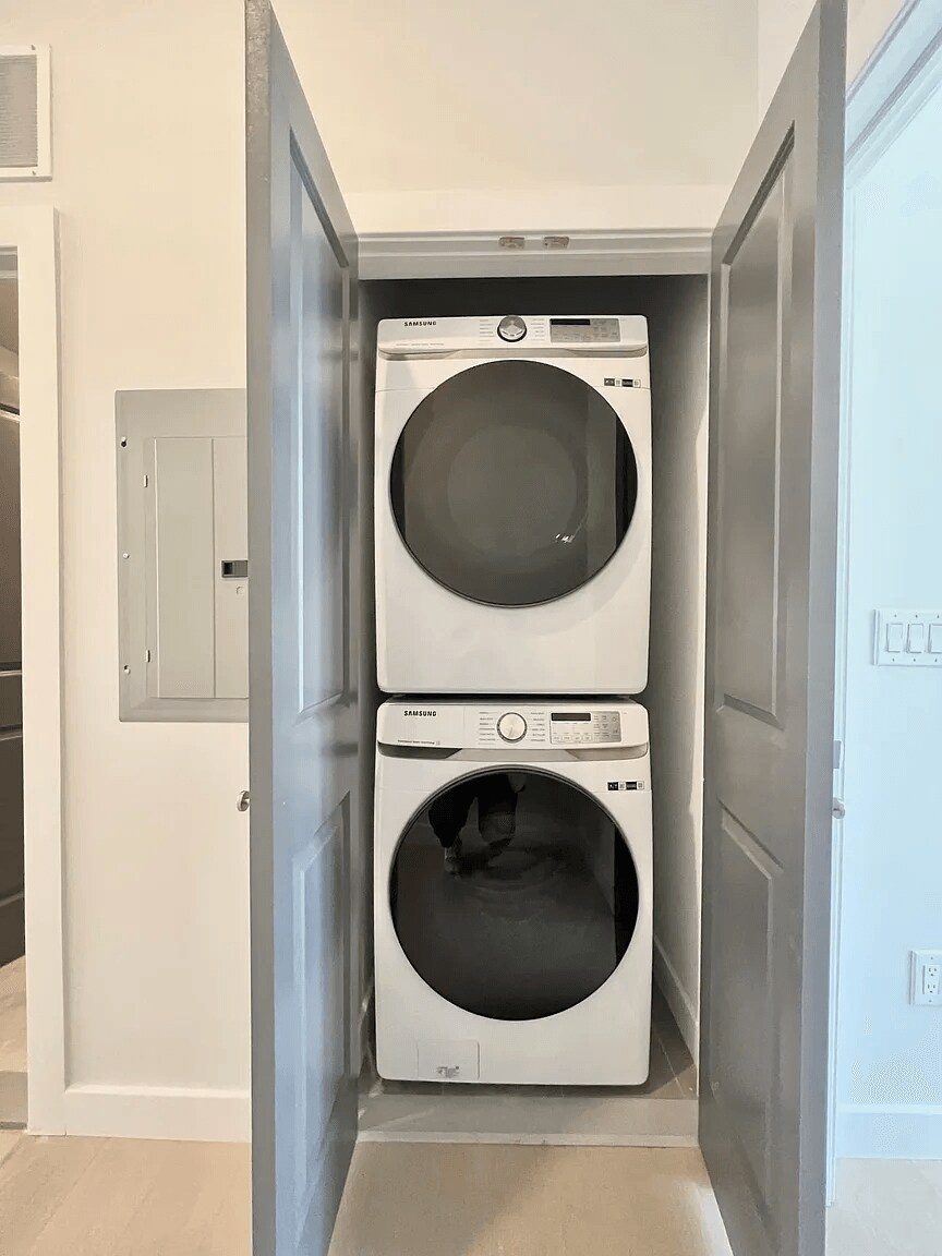 Building Photo - 1421 N Franklin St