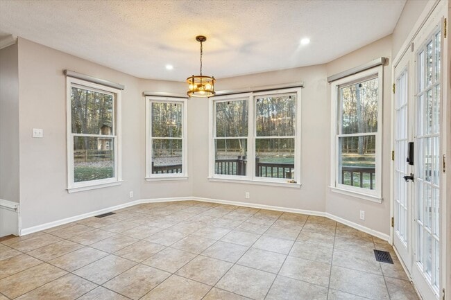 Building Photo - Quiet Coastal VA Yorktown Rental Near Bases