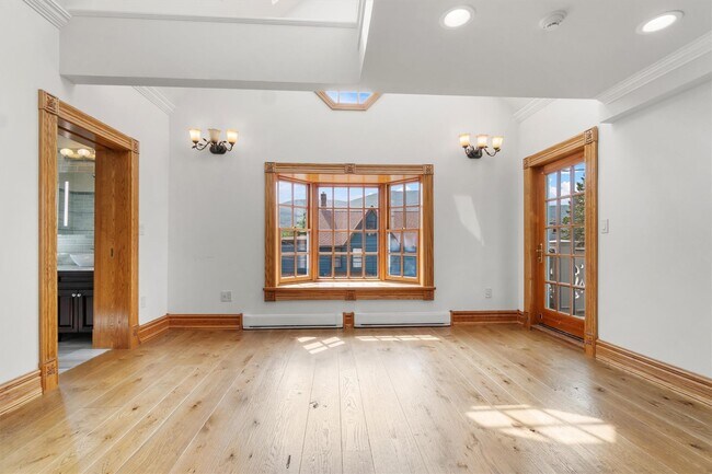 Building Photo - 43 Ackerman St