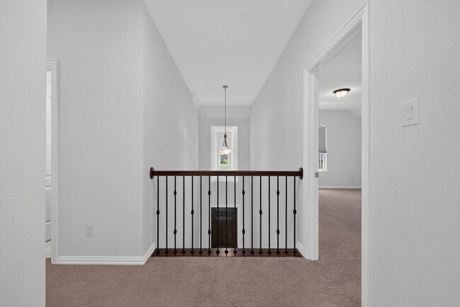 Building Photo - 1332 Ridge Runner Dr