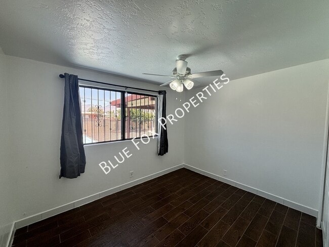 Building Photo - 7329 E 28th Pl