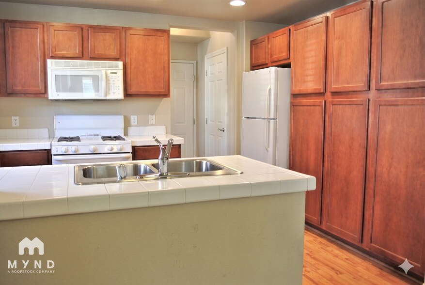 Building Photo - 4800 Westlake Pkwy