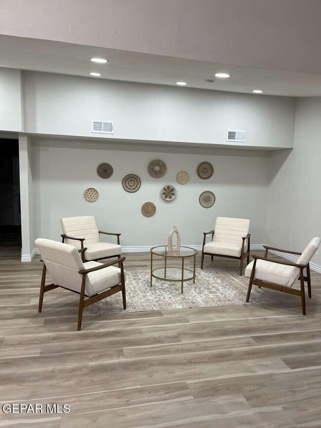 Building Photo - 1505 Rocky Bluff Dr