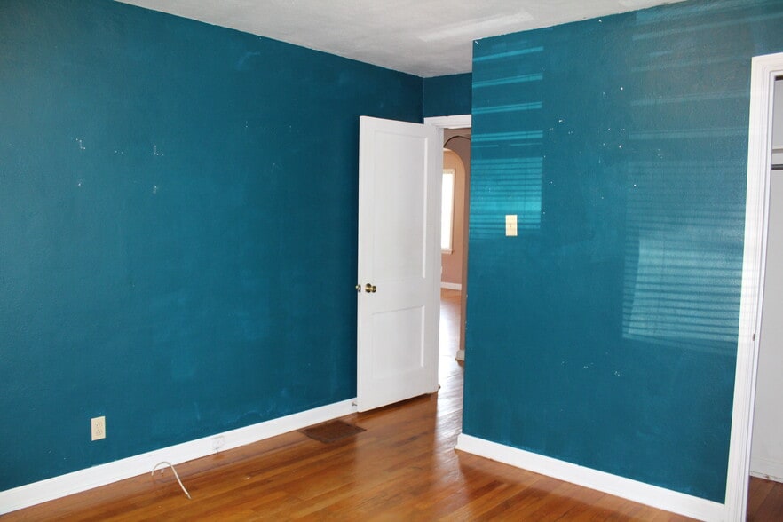 Upstairs bedroom #2 - 1413 W Main St