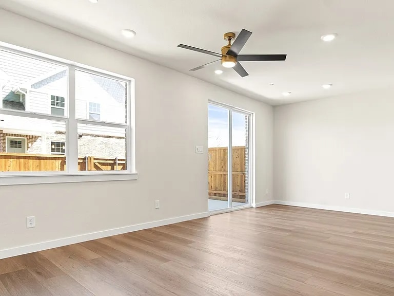 Building Photo - 729 Tower Rd