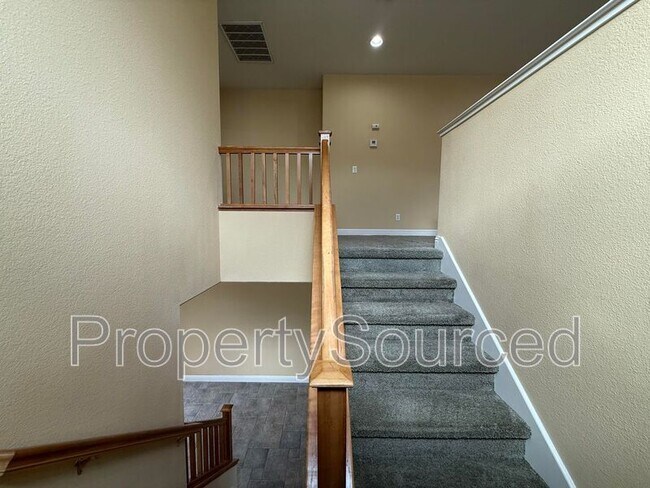 Building Photo - 17808 Daffodil Hill St