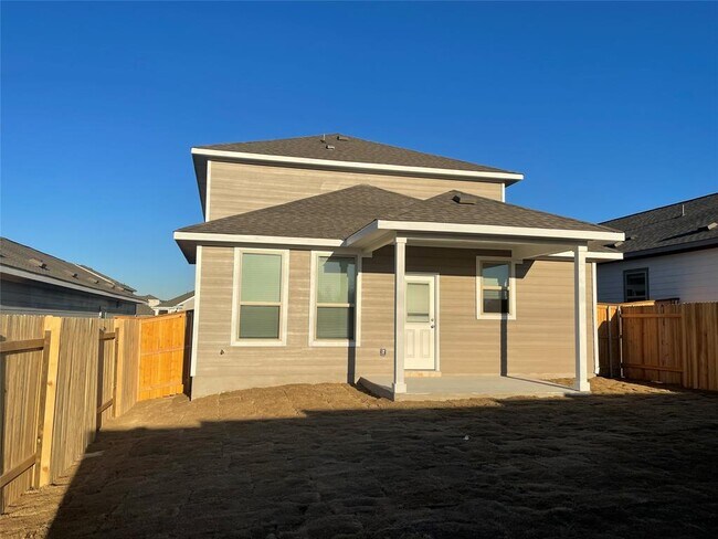Building Photo - 133 Old Stagecoach Rd