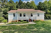 Building Photo - 285 Woodland St