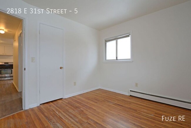 Building Photo - 2818 E 31st St