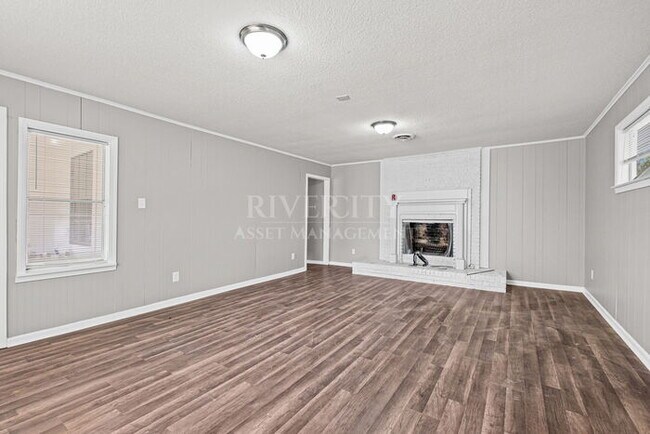 Building Photo - 4051 Auburn Rd