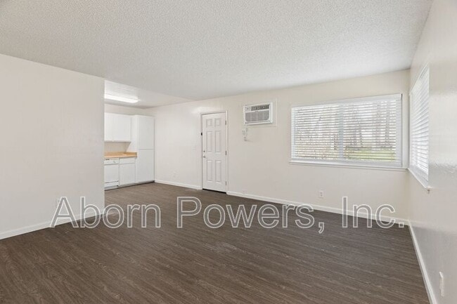 Building Photo - 2760 Coloma St