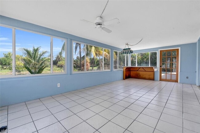 Building Photo - 3 br, 2 bath House - 4331 NW 10th St