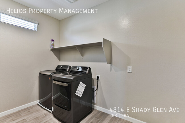 Building Photo - 4814 E Shady Glen Ave