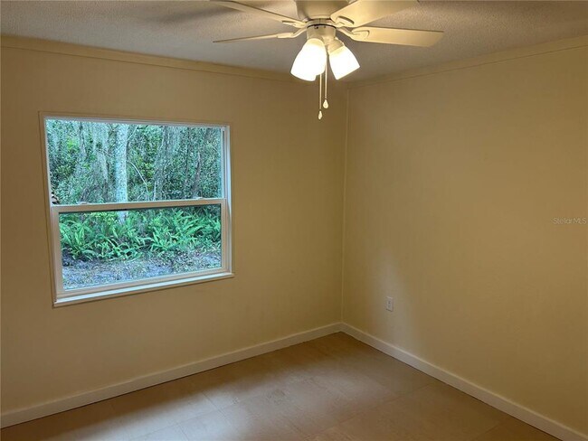 Building Photo - 2229 Adelia Blvd