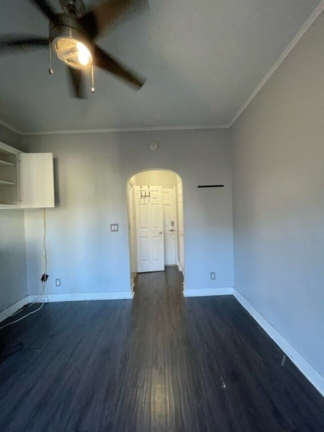 Floorplan - 636 Chestnut Avenue