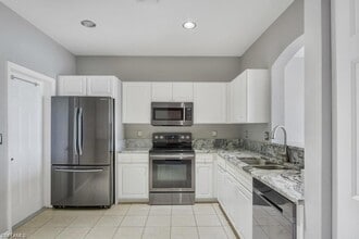 Building Photo - 10030 Salina St