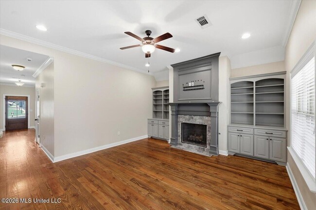 Building Photo - 917 Willow Grande Cir