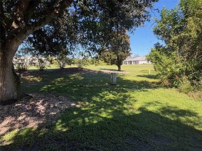 Building Photo - 1203 Saxony Cir