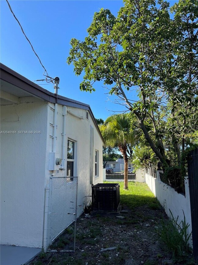 Building Photo - 1310 Sharazad Blvd