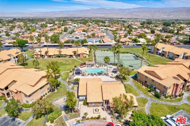 Building Photo - 78650 Ave 42 Ave