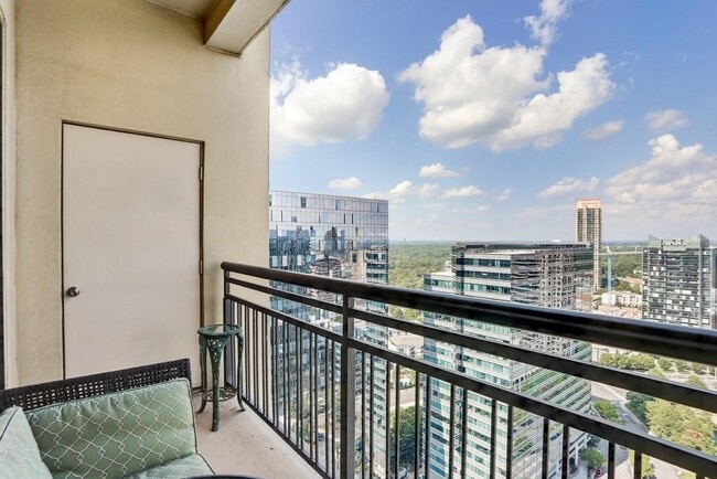 Building Photo - 3445 Stratford Rd NE