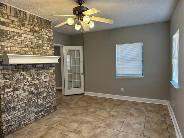 Building Photo - 1342 Summoner Ln