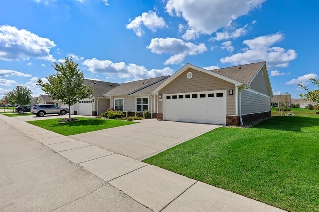 Building Photo - Redwood Texas Township