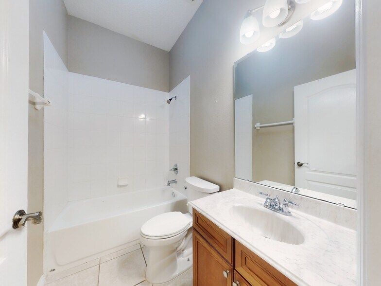 Building Photo - 610 Victoria Hills Dr