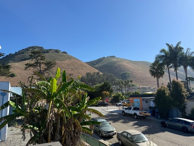 Building Photo - 110 Cuyama Ave