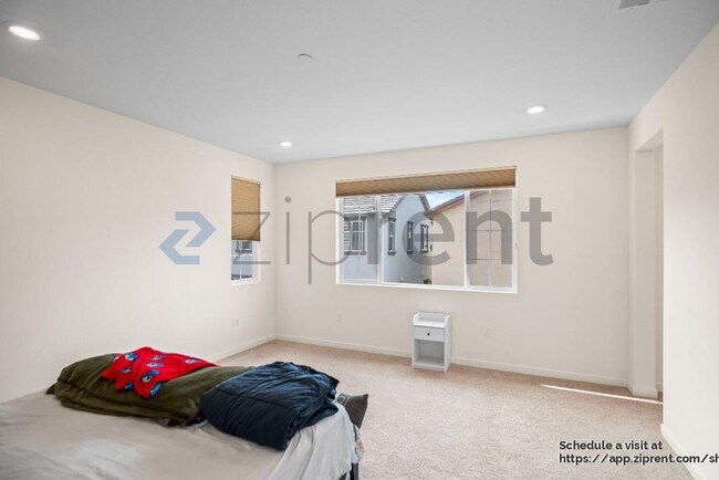 Building Photo - 5378 Shenandoah Vly Ln