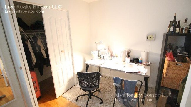 Building Photo - 141 Brighton Ave