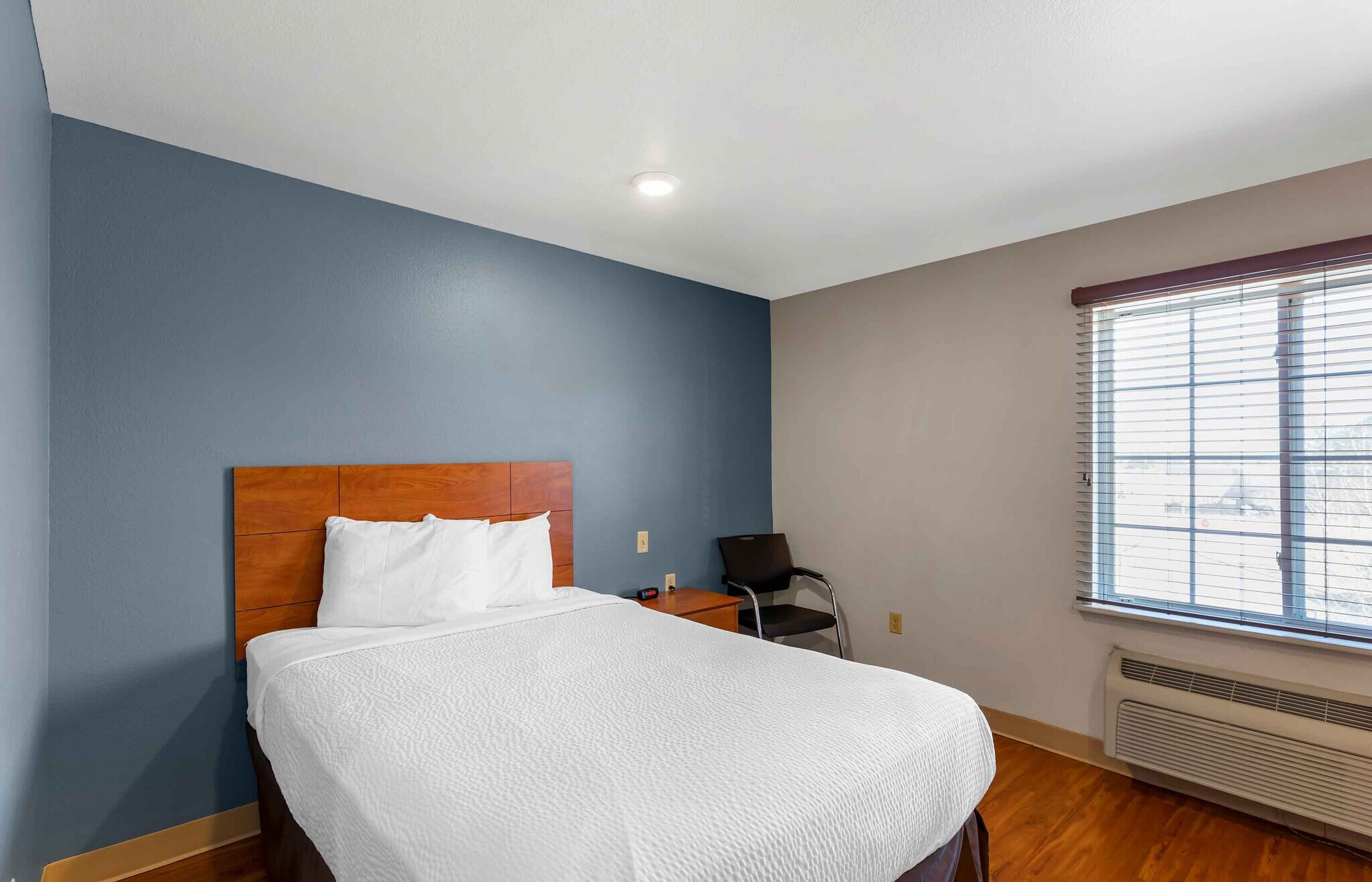 Building Photo - Furnished Studio-Denver - Aurora