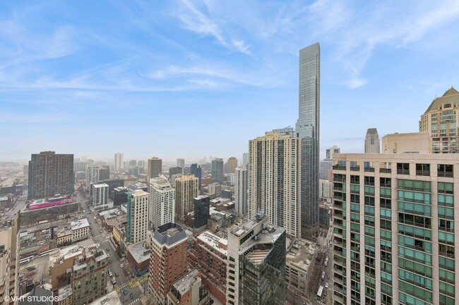 Building Photo - 10 E Ontario St