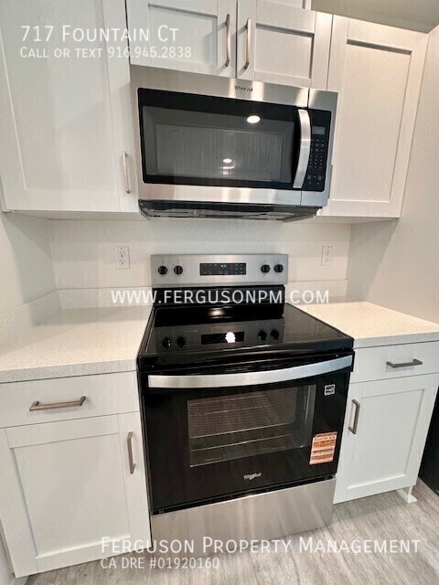 Building Photo - 717 Fountain Ct