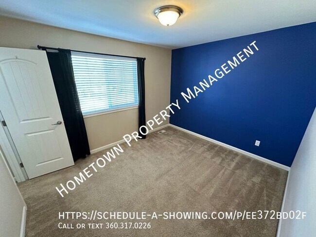 Building Photo - Custom 5 Bedroom Home in Freestone Station...