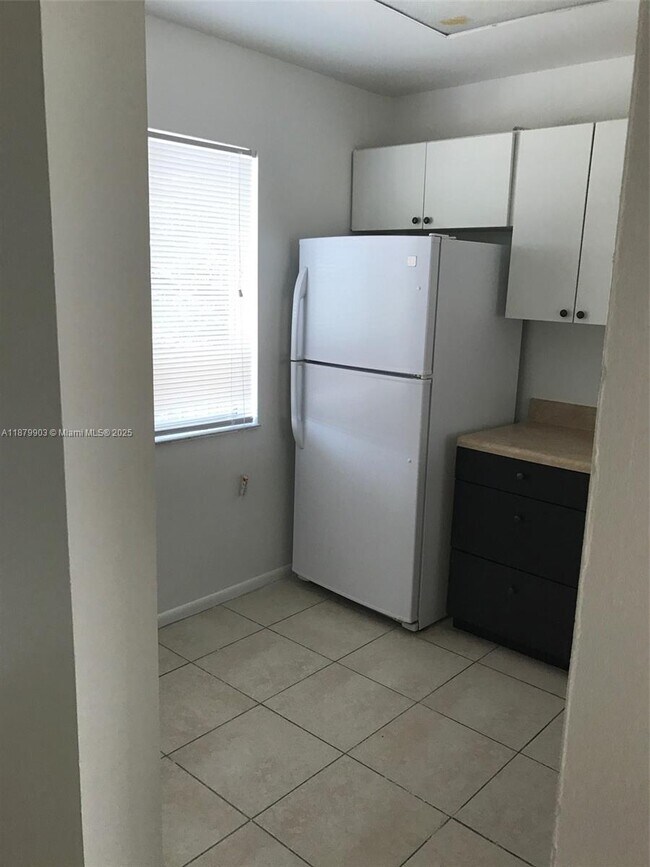 Building Photo - 8610 N Sherman Cir
