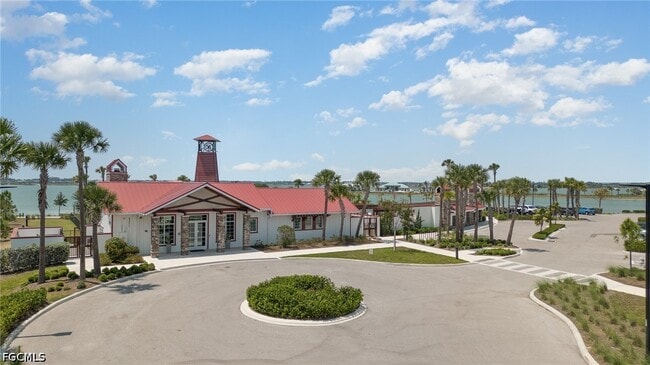 Building Photo - 15170 BLUFFTON Ln