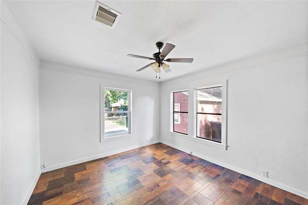 Building Photo - 69 Neyland St