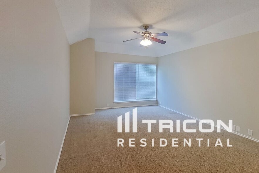 Building Photo - 4733 Grant Park Ave