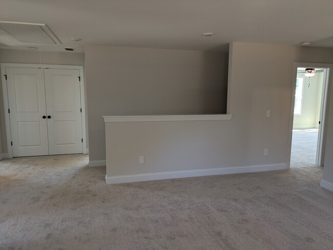Building Photo - 1384 Ouray Dr