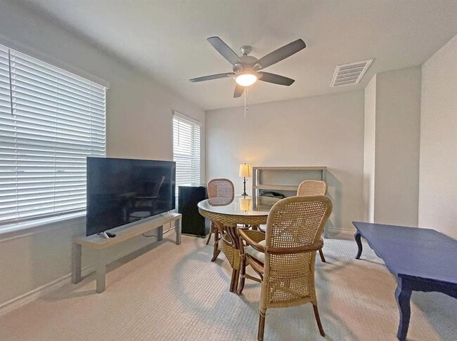 Building Photo - 7516 Saginaw Dr