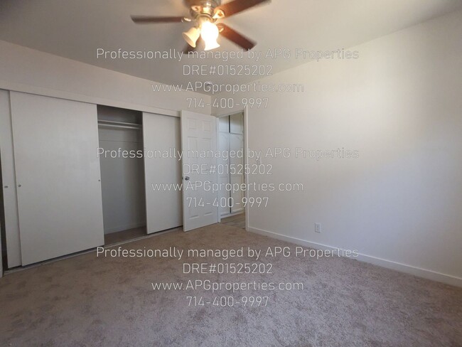 Building Photo - Downstairs 2 bedroom / 1 bathroom apartmen...