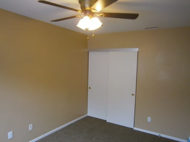 Building Photo - Single Story Home 4 bedroom + Enclosed pat...