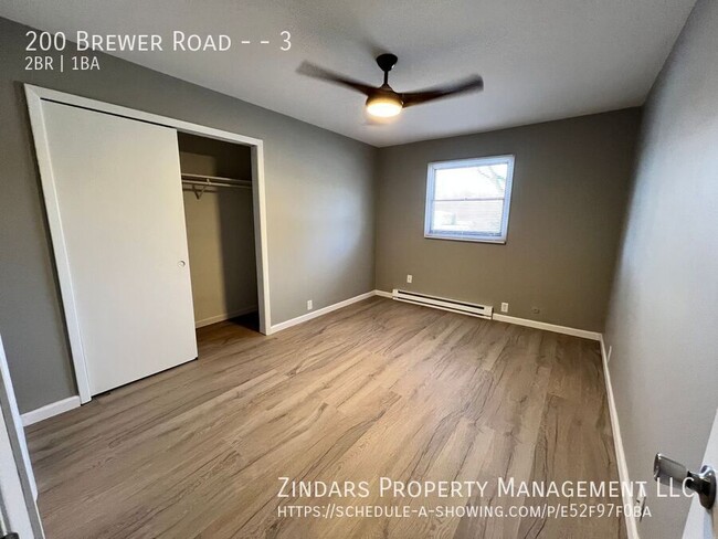 Building Photo - Remodeled 2 Bed 1 Bath Apartment in Danvil...