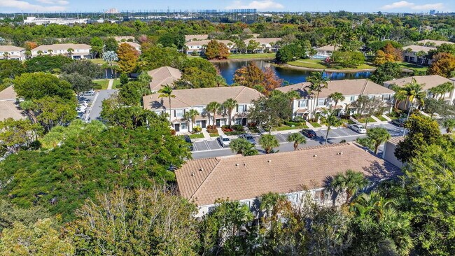 Building Photo - 5015 Palmbrooke Cir