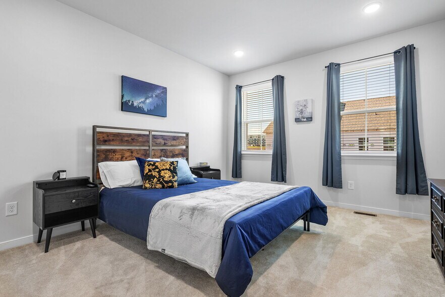 Building Photo - 406 Golden Haze Aly