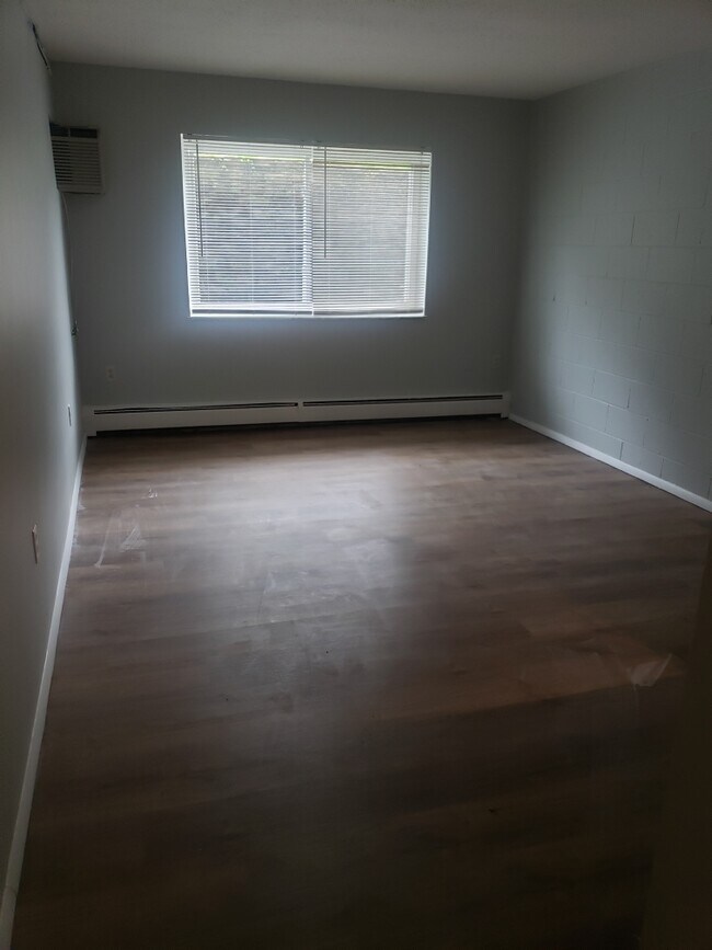 Building Photo - 2058 Auburn Ave